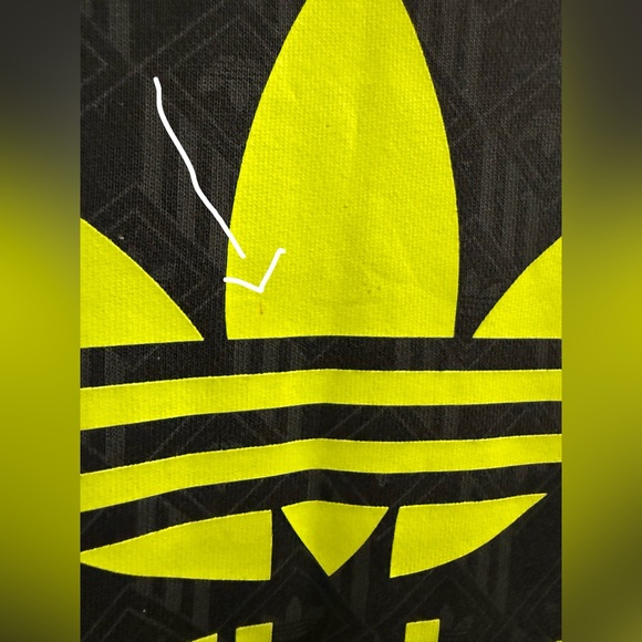 Adidas | Crewneck Sweatshirt in Black with Neon Yellow Classic Trefoil Logo - Picture 7 of 12